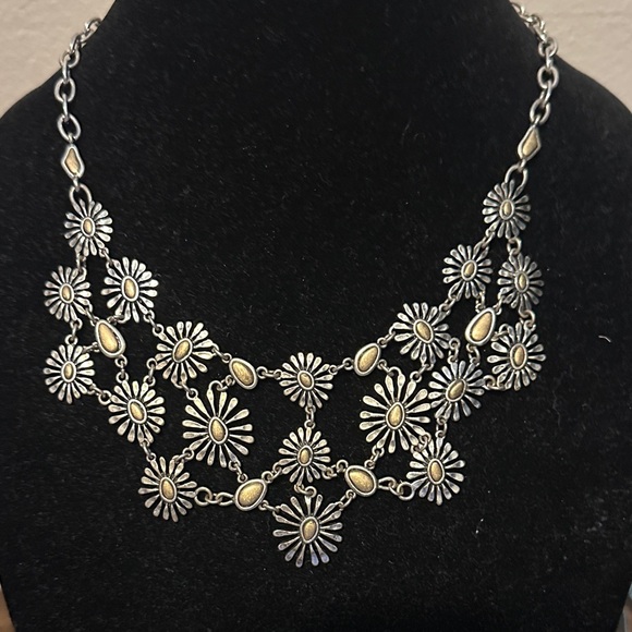 Lucky Brand Jewelry - Lucky Brand Silver and Gold Floral Necklace